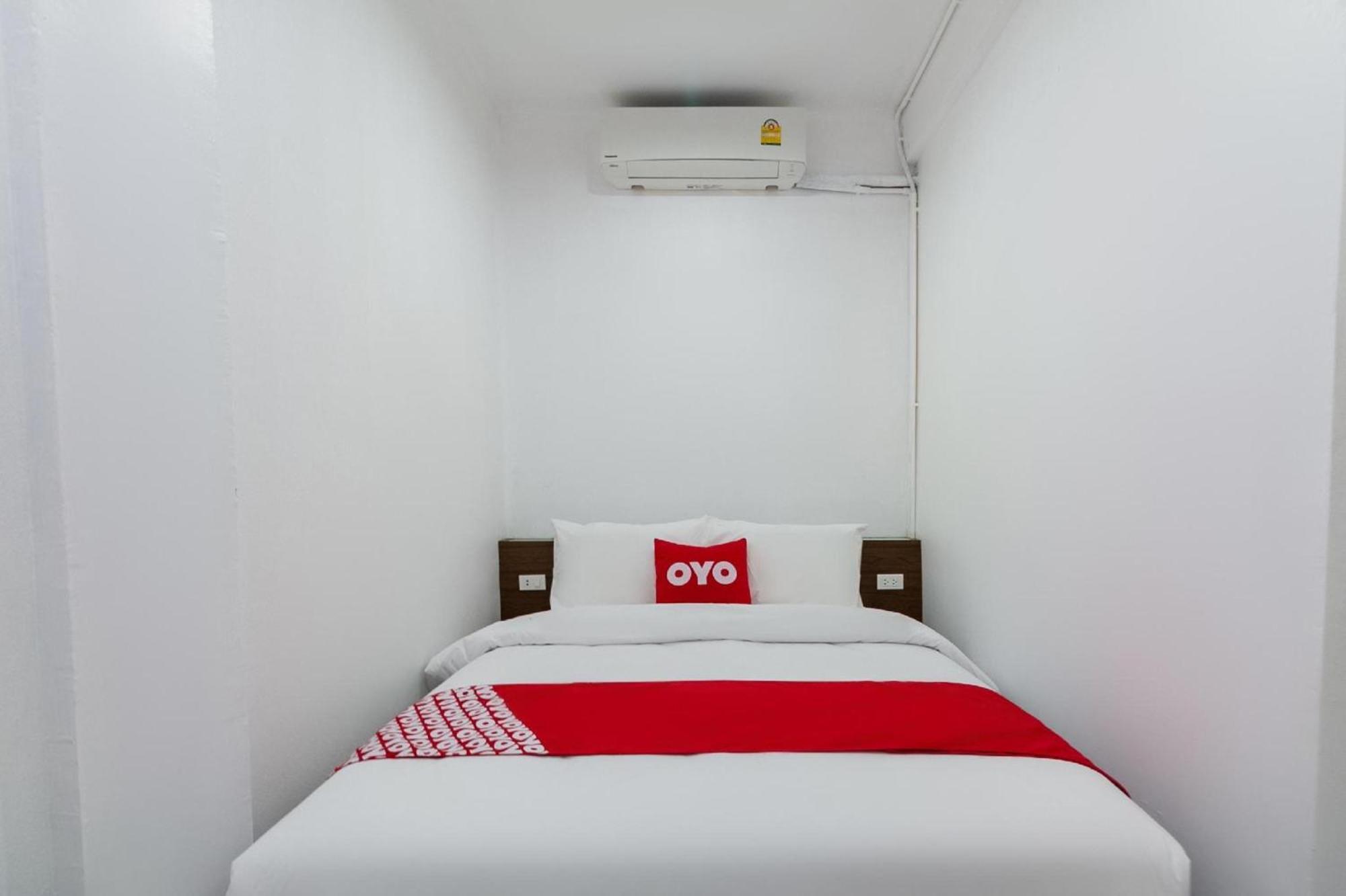 Oyo 994 쿠디 호스텔 - 직원 백신 접종 방콕 외부 사진
